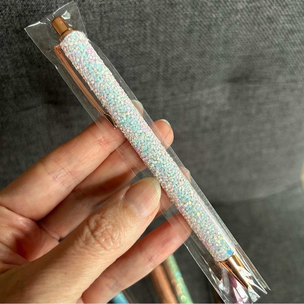 SPARKLY WHITE Fancy Sequin Glitter Ballpoint Pen, Rose Gold Metal, Black Ink